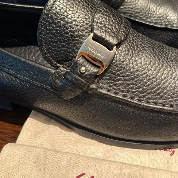 Salvatore Ferragamo Black Pebble Leather Loafers Mint Condition